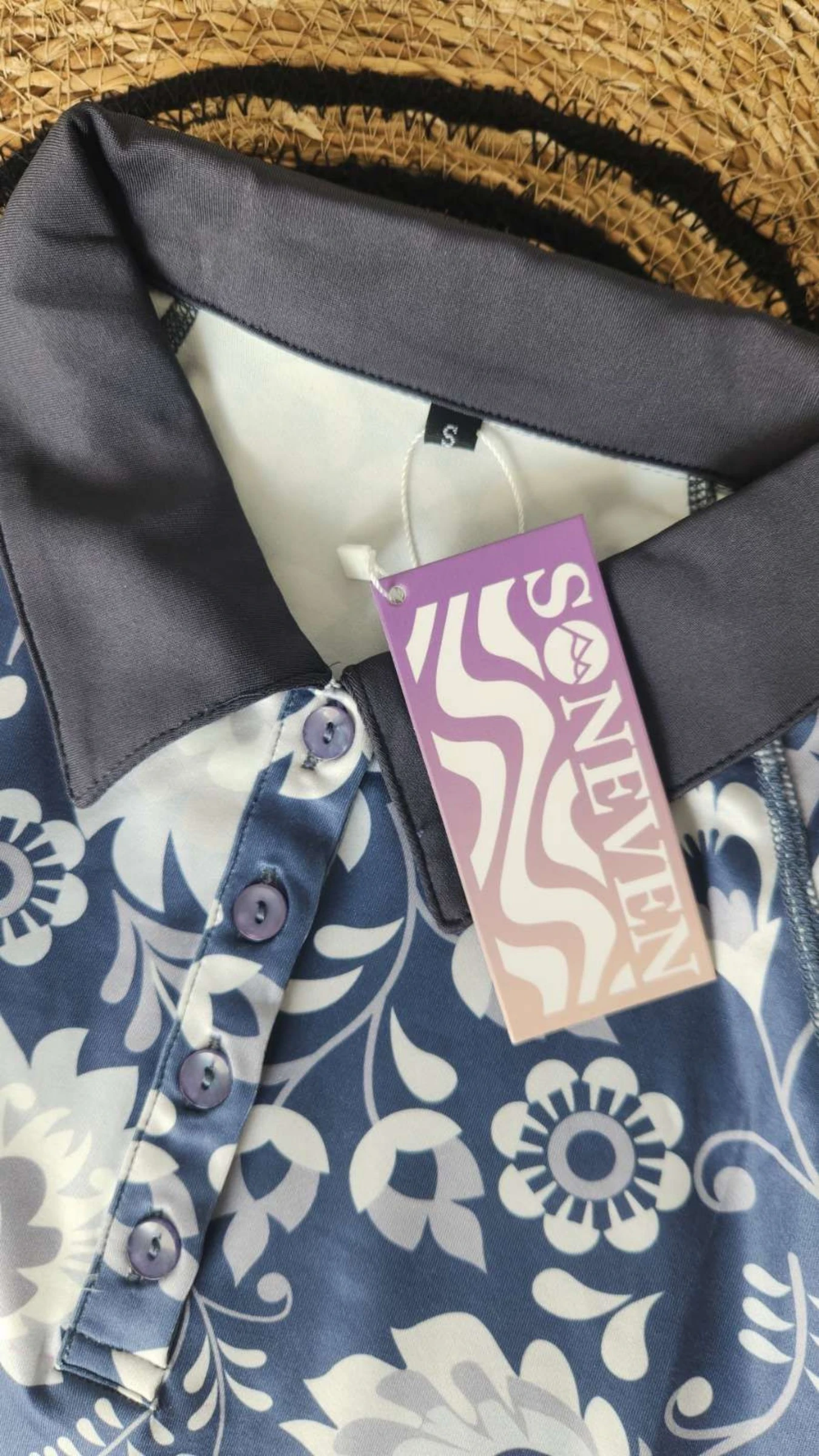 Retro/Y2K bloemend bedrukte poloshirt ●Maat S●🌸 – photo 2